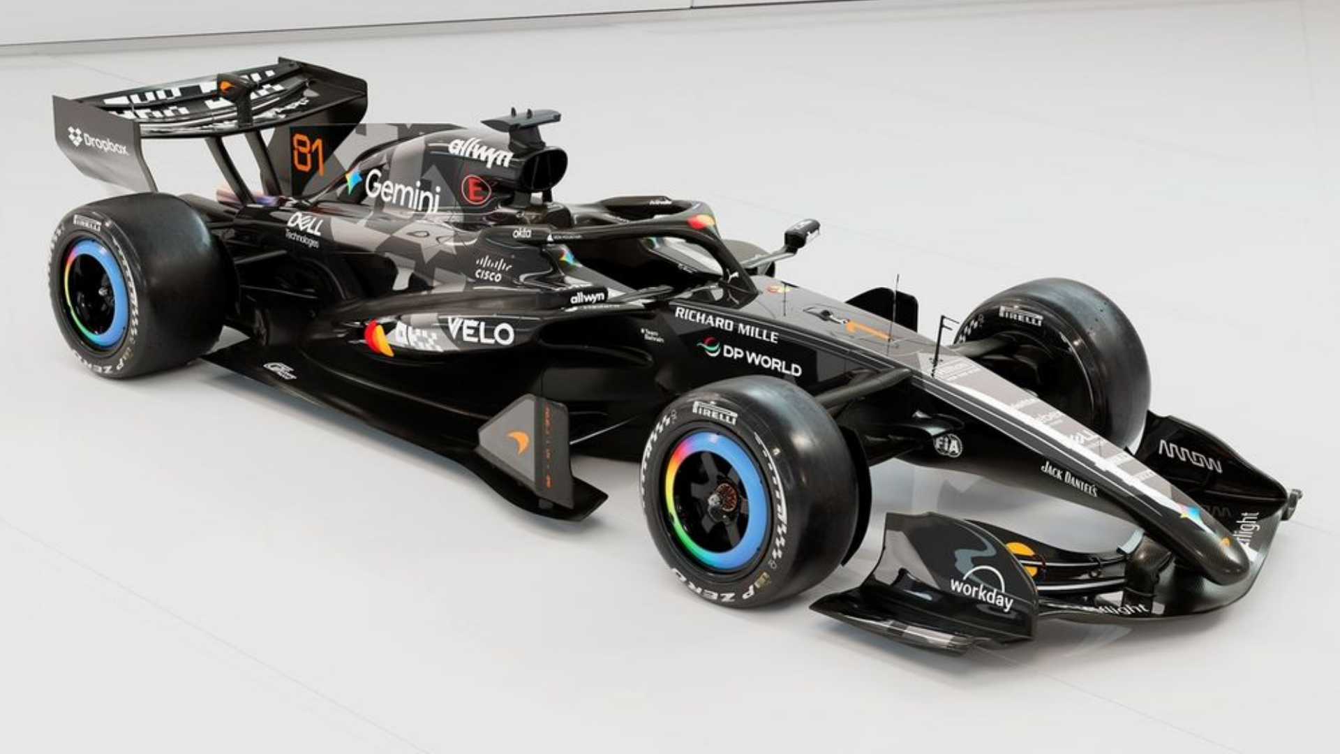 McLaren MCL40: o campeão camuflado que provoca a Red Bull