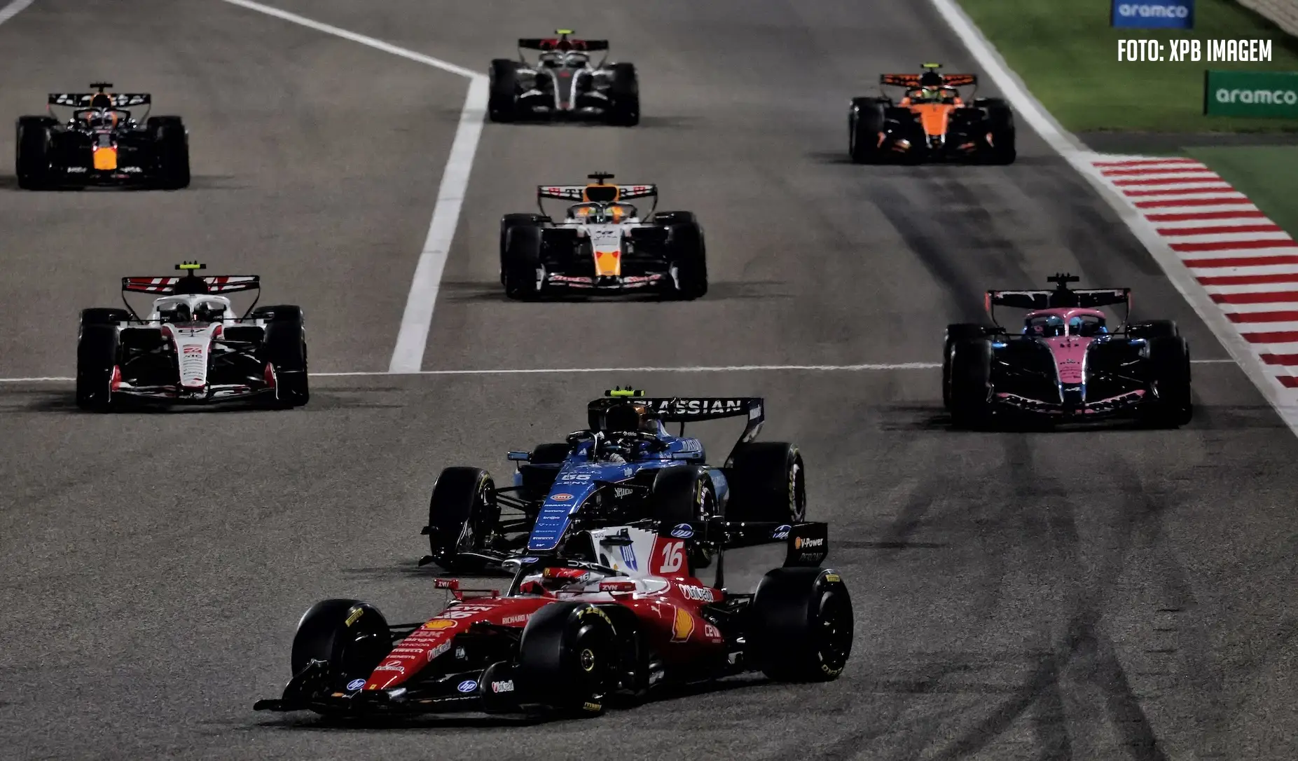 Bearman vê largadas da Ferrari e solta: “Melhor que a minha melhor”