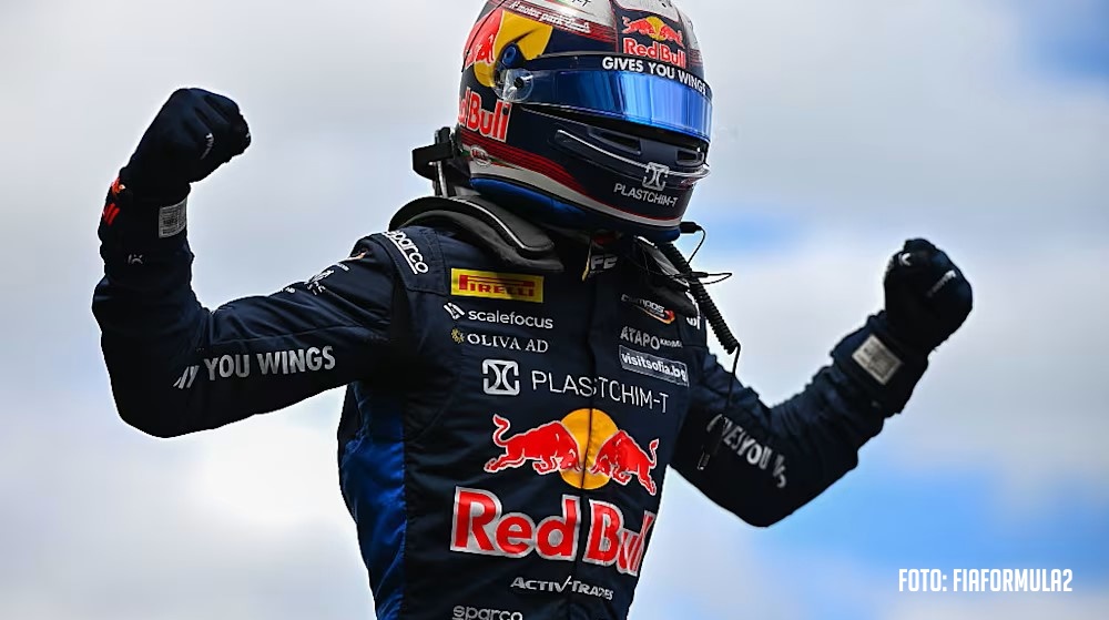 Nikola Tsolov conquista dramática corrida australiana da Fórmula 2