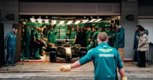 Stroll Explode no Rádio e Expõe a Crise Brutal da Aston Martin em 2026