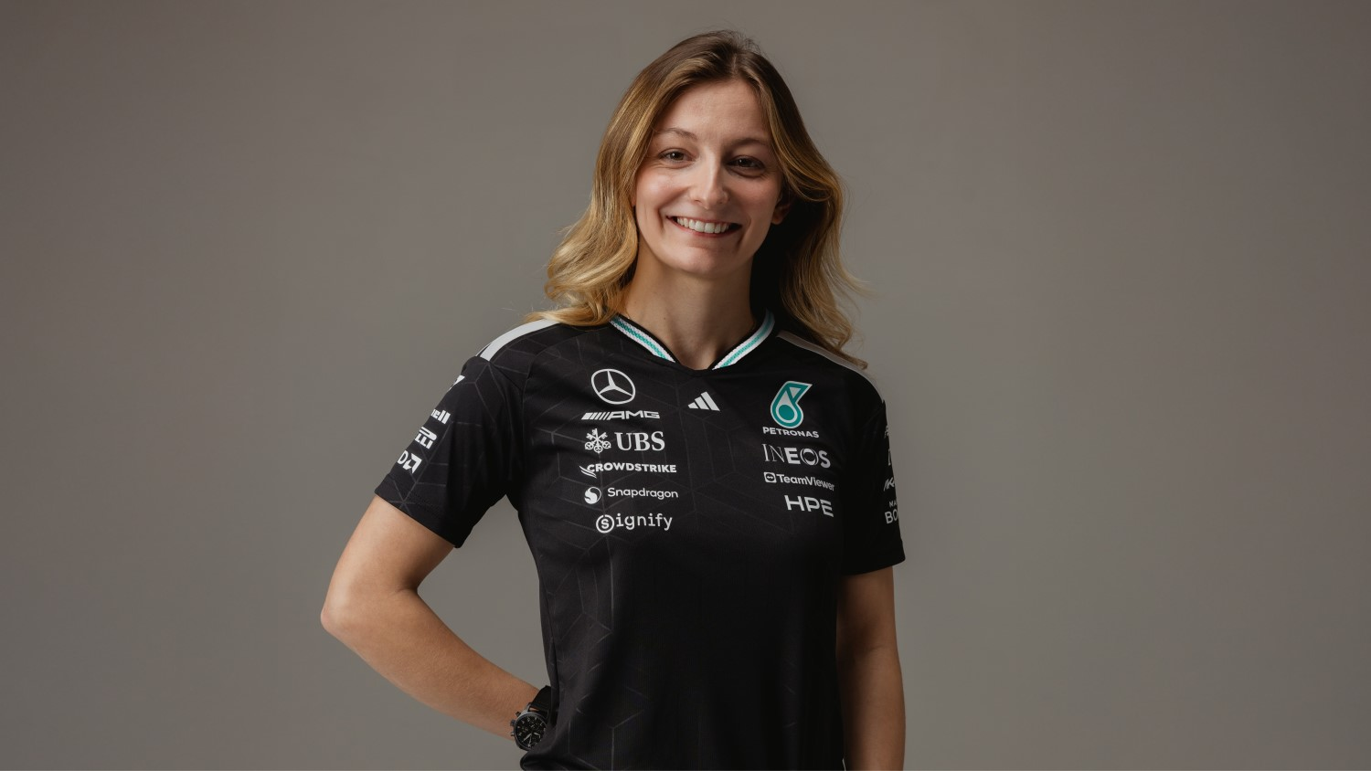 Doriane Pin Escreve História ao Pilotar Mercedes de F1 em Silverstone